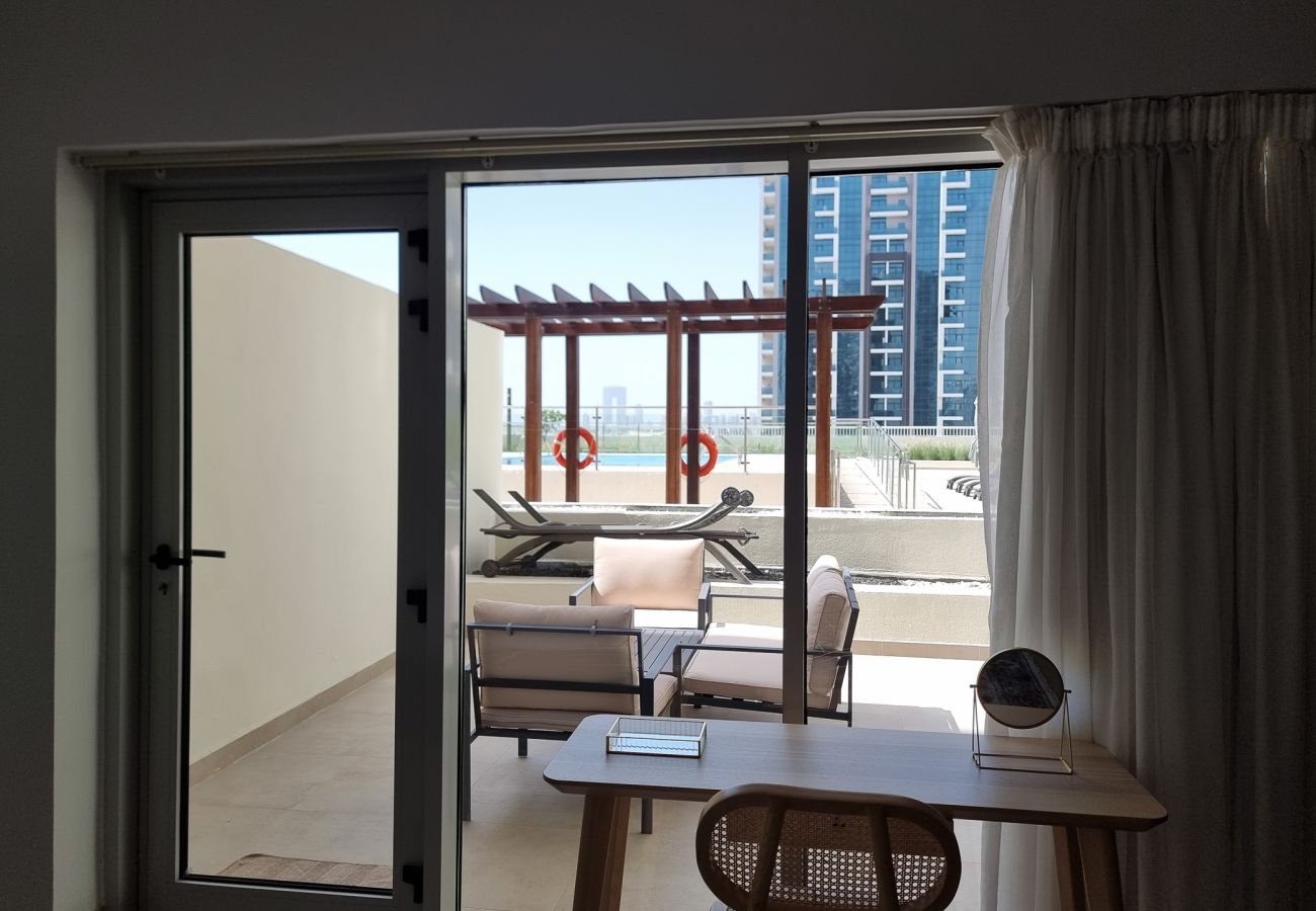 Apartment in Dubai - Azizi Samia | 1 Bedroom